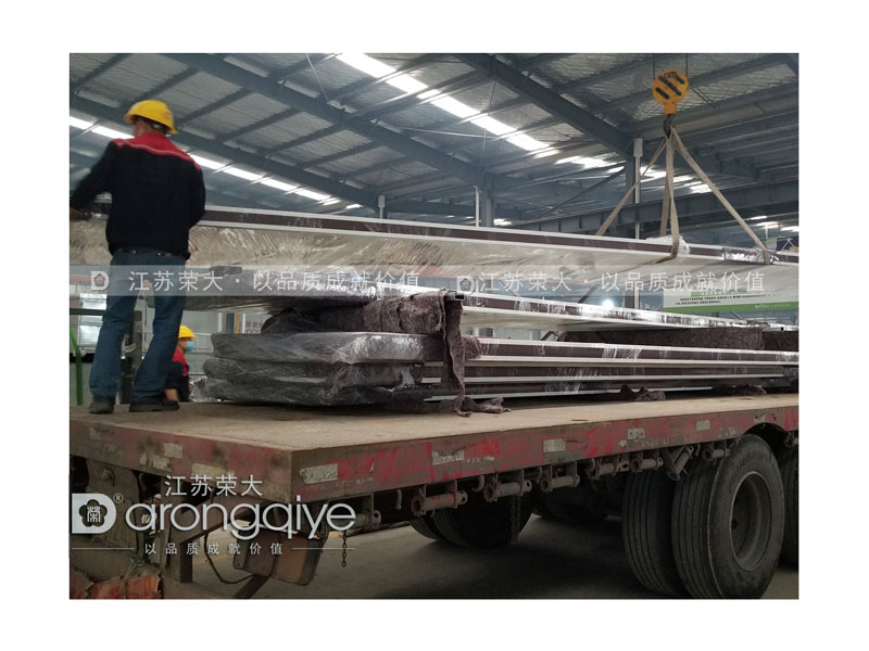 河南候車(chē)亭