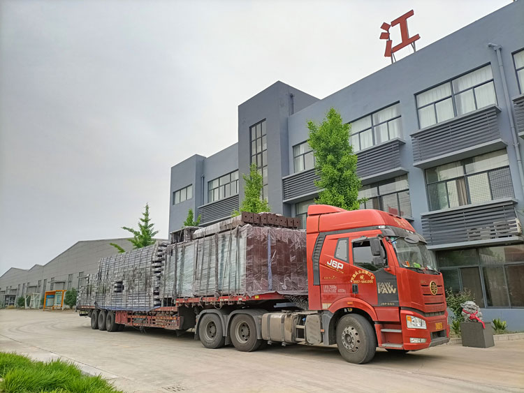 山西仿古候車亭發貨第二批